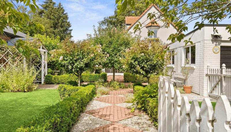 25 Hall Street, Cambridge