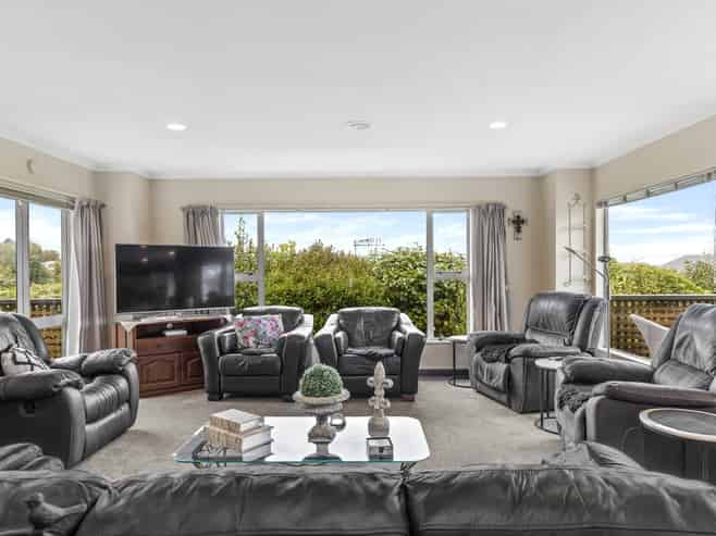 10 Astelia Way, Waipahihi