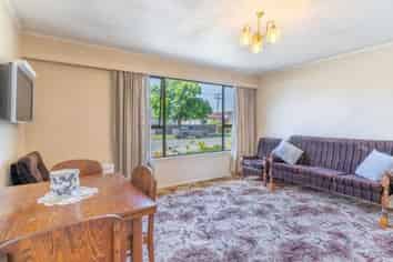 10 Grange Street, Winton