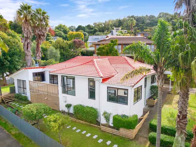 20 Pallister Drive, Hillsborough