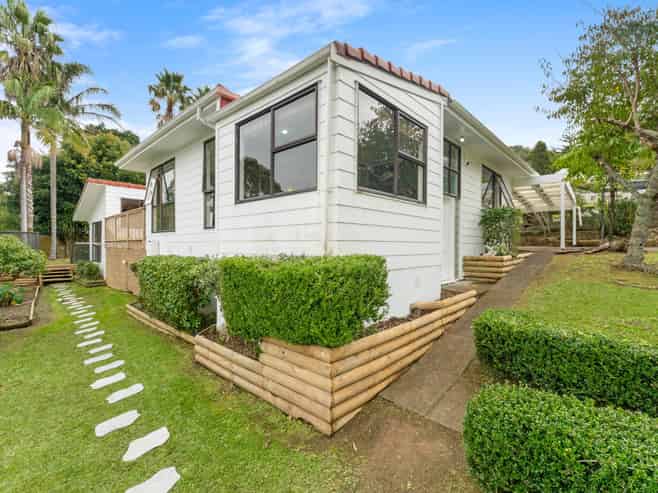 20 Pallister Drive, Hillsborough