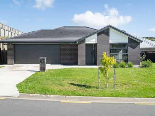 180  Adler Drive, Ohauiti