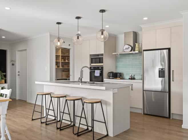 180  Adler Drive, Ohauiti