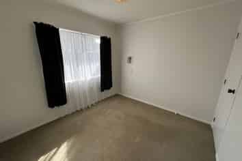 28 Monrad Street, Highbury