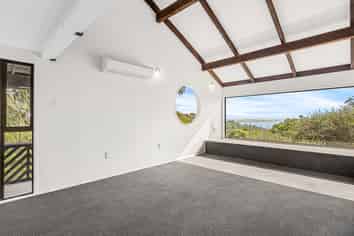 60 Soleares Avenue, Mount Pleasant