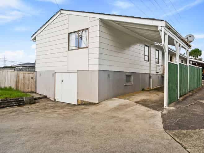 1/13 Paton Avenue, TE ATATU SOUTH