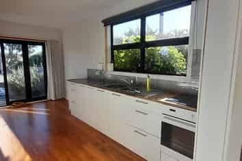 128 Tilley Road, Paekakariki