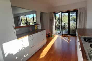 128 Tilley Road, Paekakariki