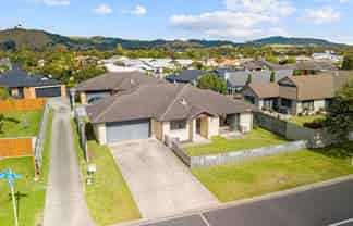 75 Twin Oak Avenue, Papamoa