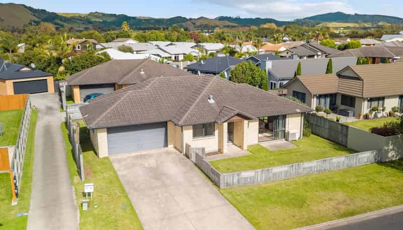 75 Twin Oak Avenue, Papamoa