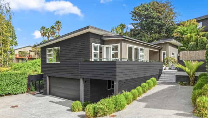 64 Heathcote Road, Castor Bay