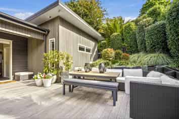 64 Heathcote Road, Castor Bay