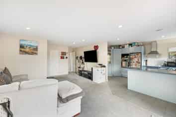 46 Vintage Drive, Henderson