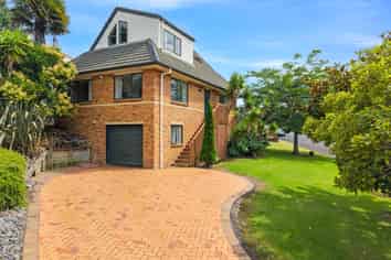 46 Vintage Drive, Henderson