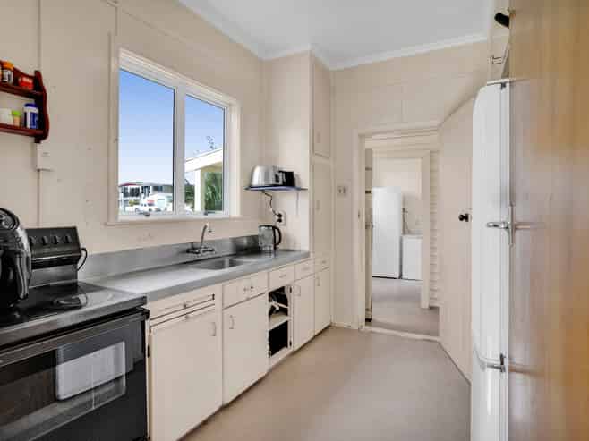 11 Ihaia Street, Waitara