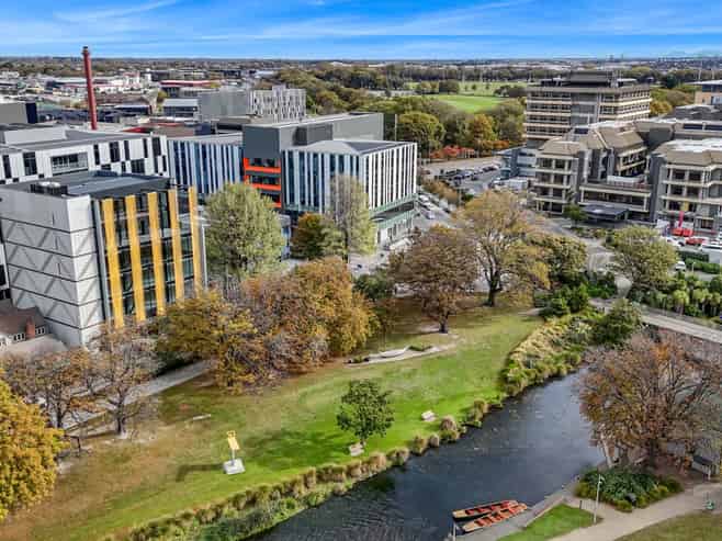 CBD Office with River Views
