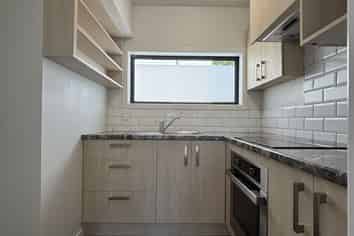 5/33 Vienna Street, Waltham