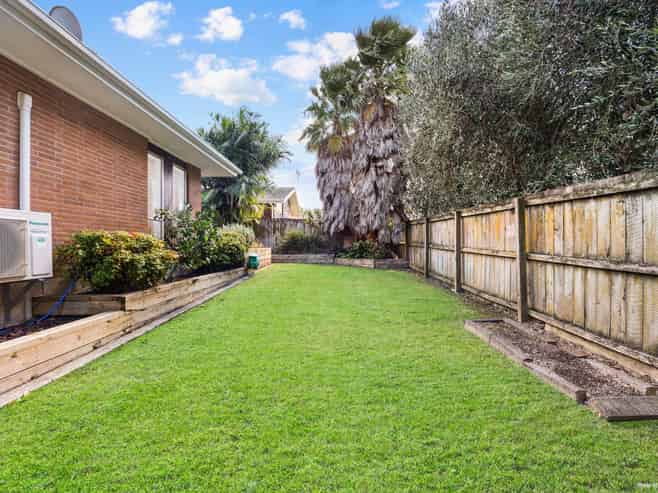 2/172 Pigeon Mountain Road, Half Moon Bay