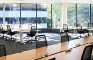 Precinct Flex - 20 workstations plus meeting room