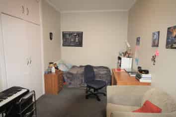 235B North Road, NORTH EAST VALLEY