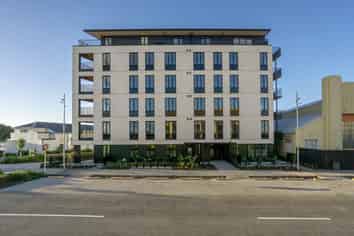 507/2 Launch Road, Hobsonville