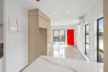 3/3 Capstick Road, Otara