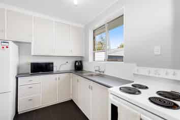 28B Matthews Road, Wainuiomata