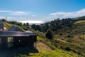 281 Mt Pleasant Road, Mount Pleasant