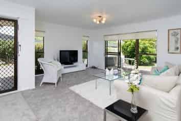44A Vivian Wilson Drive, Eastern Beach