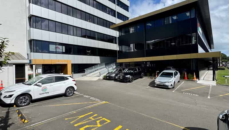 4/167 Devon Street West, New Plymouth