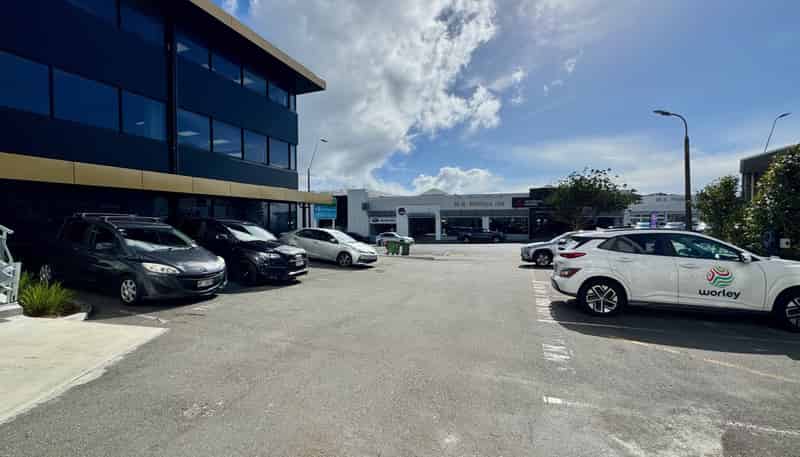 4/167 Devon Street West, New Plymouth