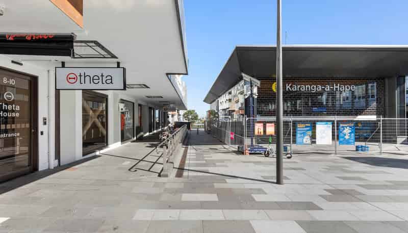 12 Beresford Square, Newton