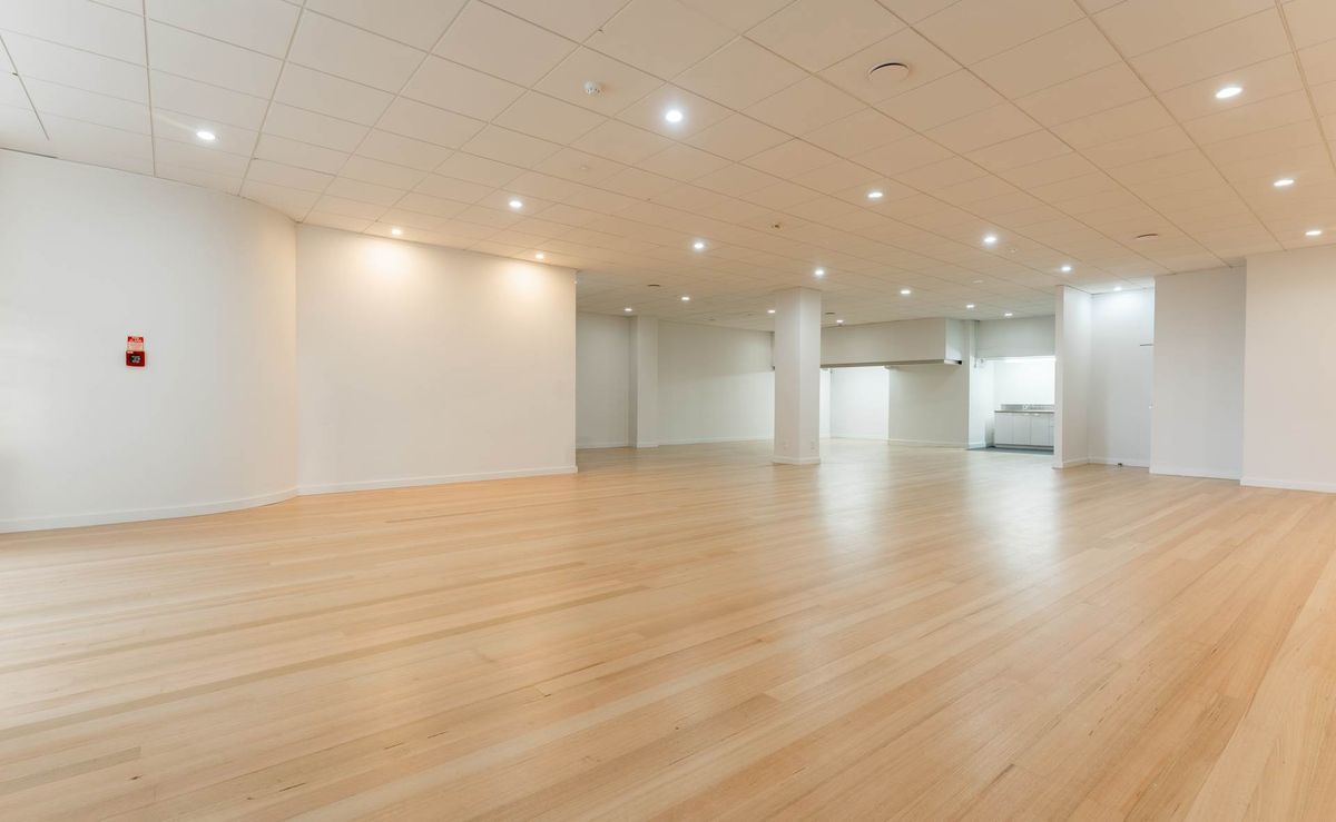 TOP RETAIL ON BERESFORD SQUARE - Поглед 6