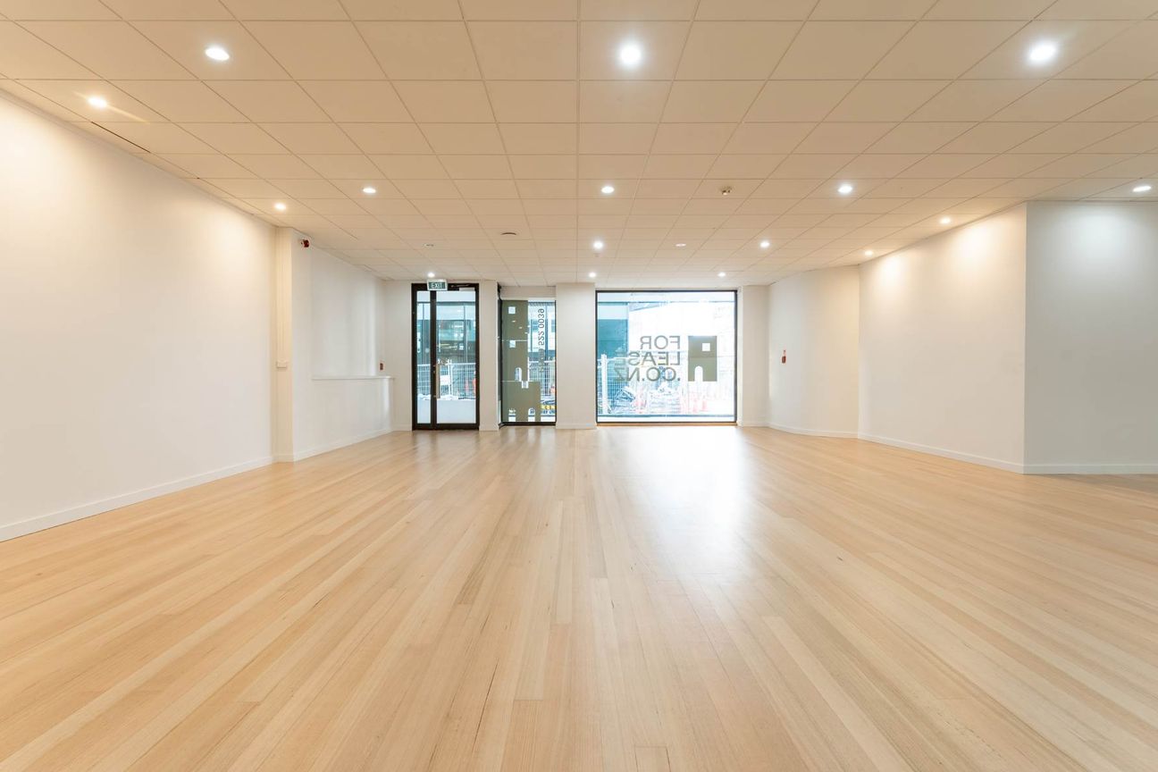 TOP RETAIL ON BERESFORD SQUARE - View 3