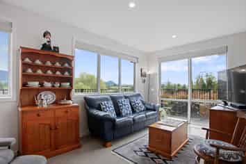 19 Patricia Place, Katikati