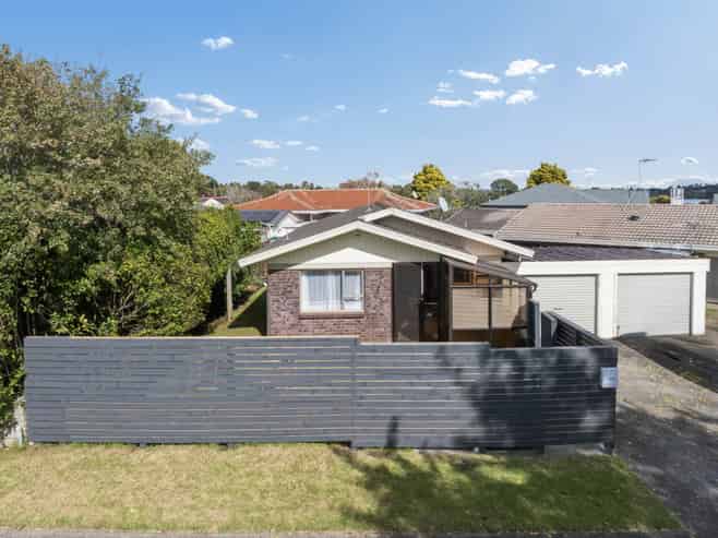 1/14 Balgowan Terrace, Conifer Grove