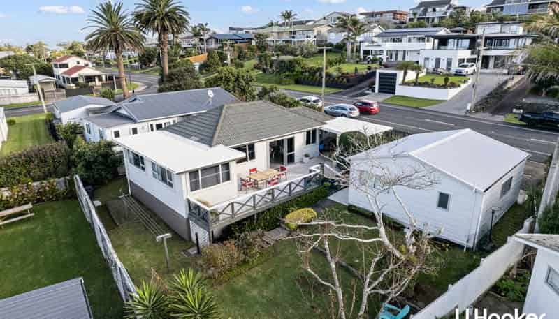 64 Beach Road, Waihi Beach