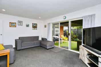 2/43 Kedleston Drive, Avonhead