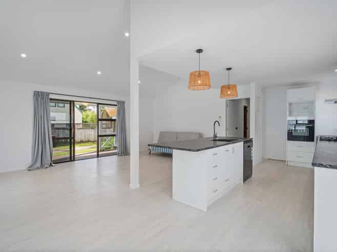 110 Kenwood Drive, Matarangi