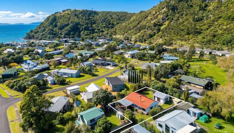 110 Kenwood Drive, Matarangi