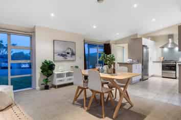 18 Dusky Crescent, Aotea