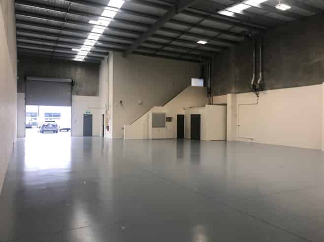 Smart Warehouse and Office Unit