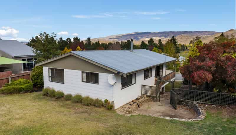 82 Newcastle Street, Clyde