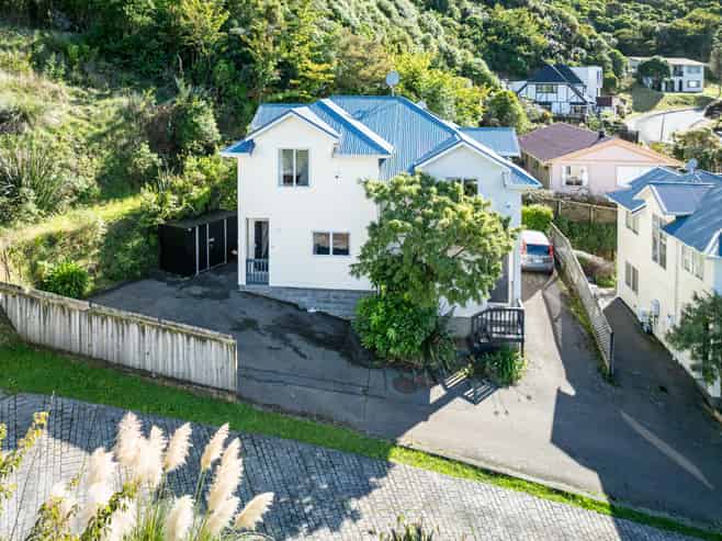 23 Percy Dyett Drive, Karori