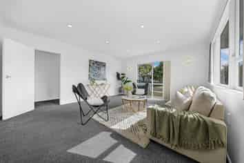 11 Emerson Road, Clover Park