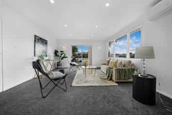 11 Emerson Road, Clover Park