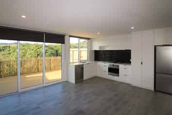25/6 Bushland Grove, Newlands