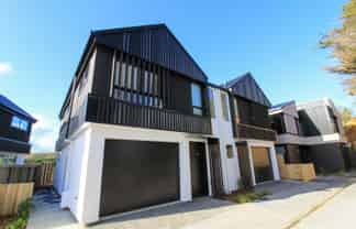 25/6 Bushland Grove, Newlands