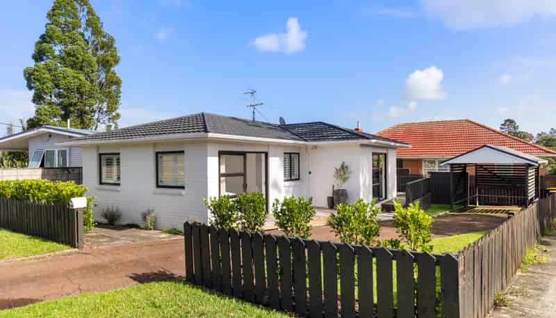 28A Renata Crescent, Te Atatu Peninsula