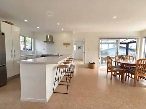 108 Manuka Place, Matarangi